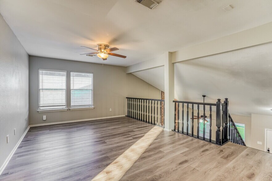 Building Photo - 3534 Duncaster Dr