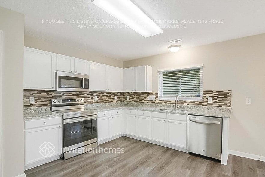 Building Photo - 908 Obsidian Way