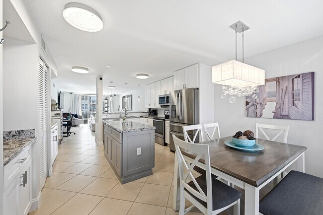 Building Photo - 777 S Federal Hwy