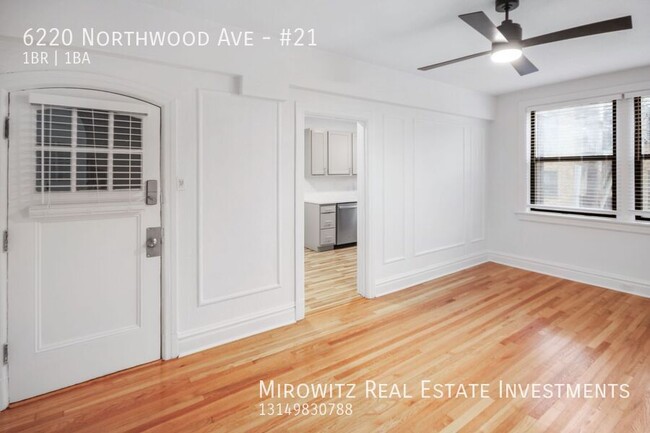 Building Photo - Beautifully Renovated 1BR/1BA Across from ...