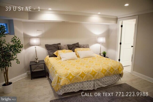 Building Photo - 39 U St NE