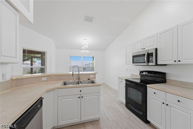 Building Photo - 1309 SW 29th St