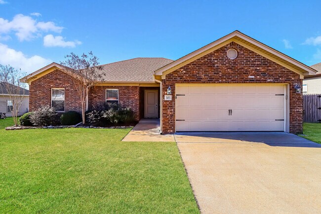 Building Photo - 303 Stonecreek Dr