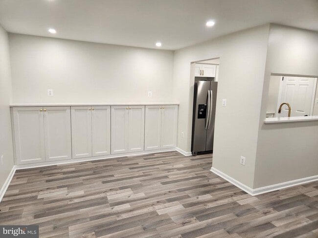 Building Photo - 5700 Olde Mill Ct