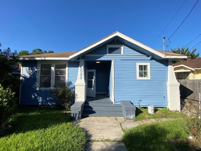 Primary Photo - 6523 Avenue C
