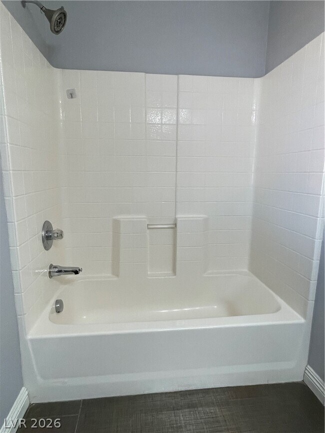 Building Photo - 1406 Maryland Heights Ave