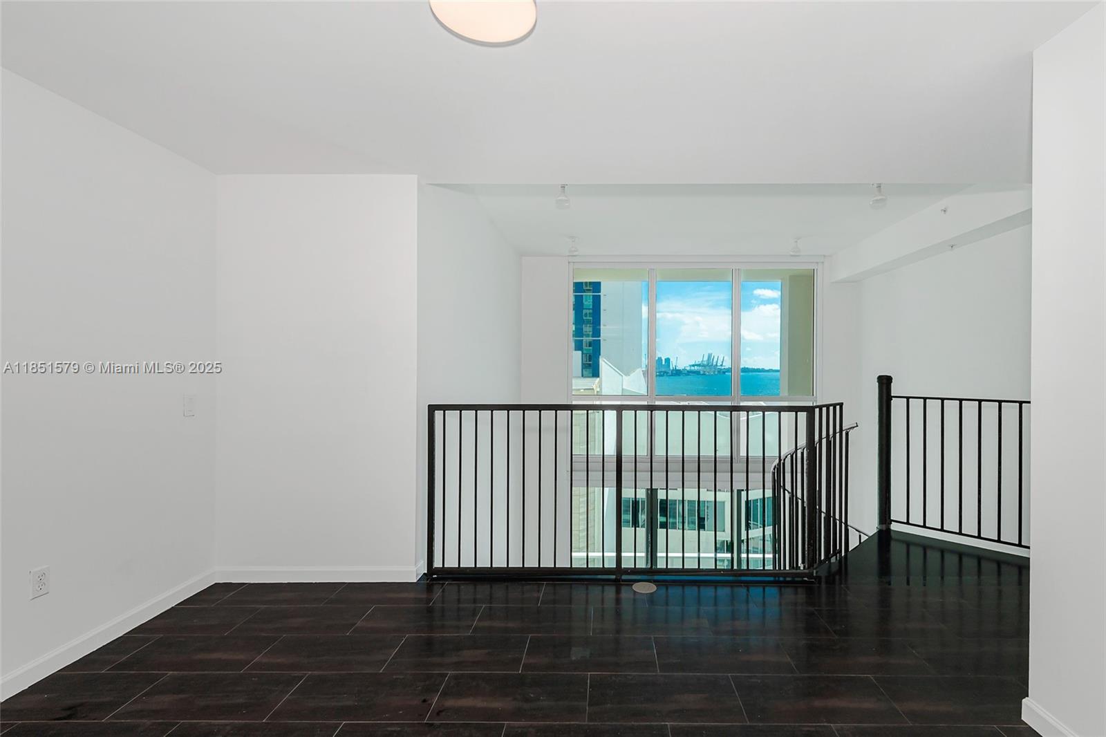 Building Photo - 300 S Biscayne Blvd