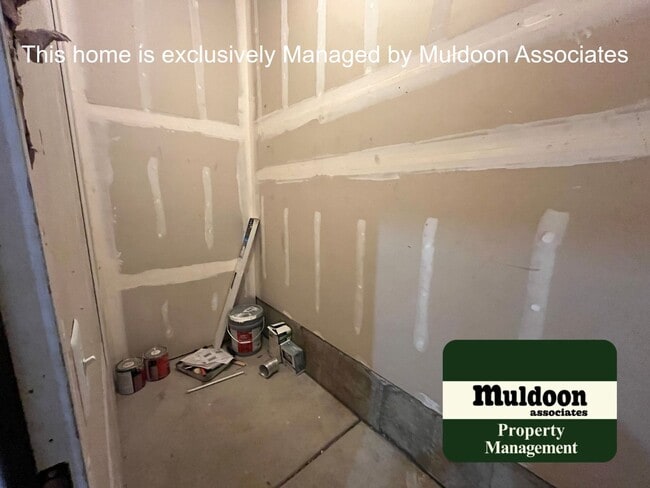 Building Photo - 1-month free rent with one year lease