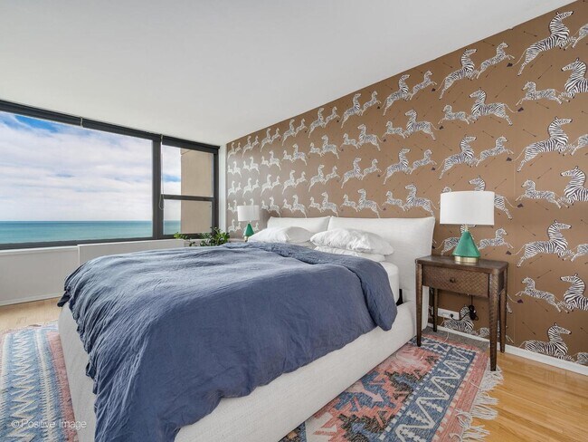 Building Photo - 1850 N Clark St