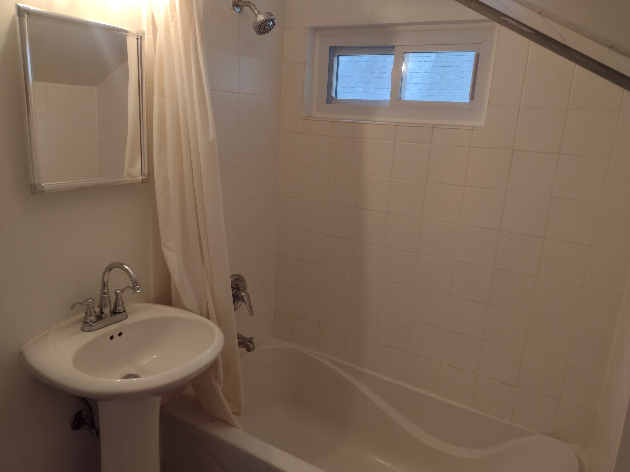 Building Photo - 315 State Ave