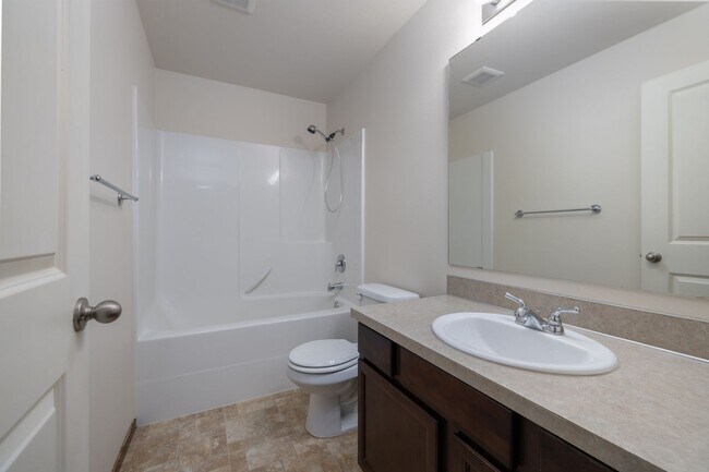 Building Photo - Gilkey 425,LLC#12