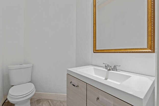 Building Photo - 3114 W Autumn Run Cir