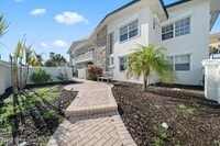 Building Photo - 154 Crescent Beach Dr