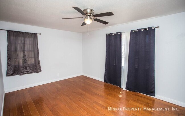 Building Photo - 1320 60th St