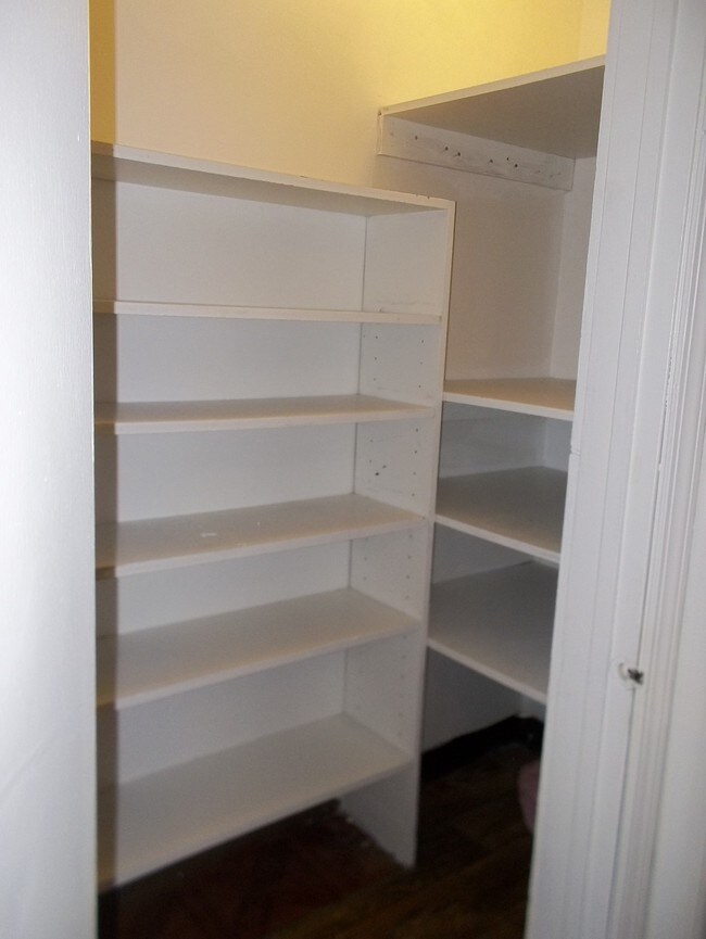 Building Photo - 232 Waterville St