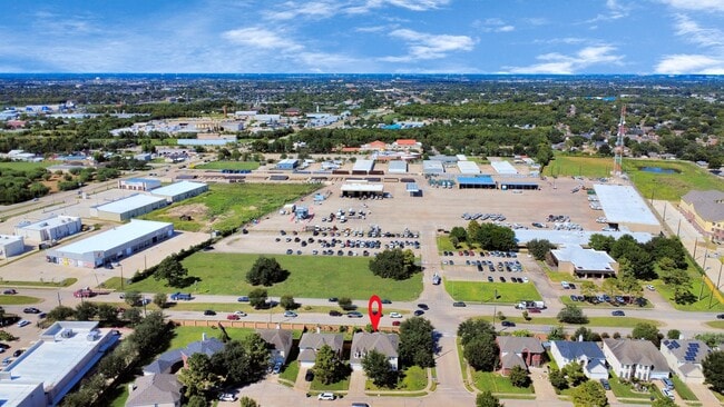 Building Photo - 13218 Haven Falls Ln