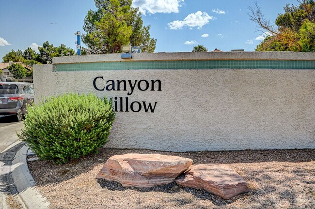 Building Photo - AMERICANA Property Mgmt - Gated 1st floor ...