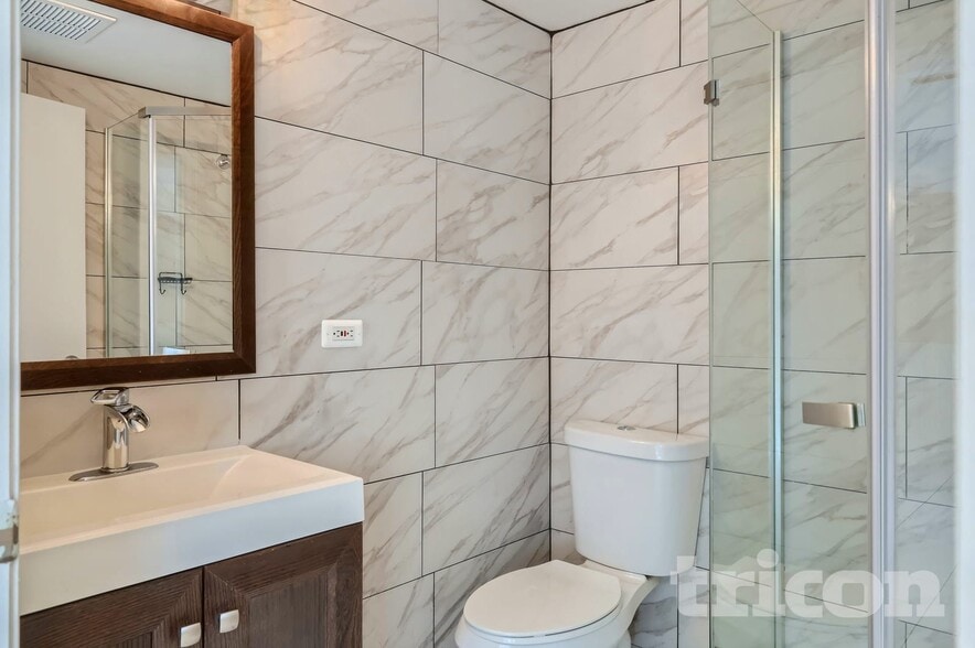 Building Photo - 285 Polo Club Dr