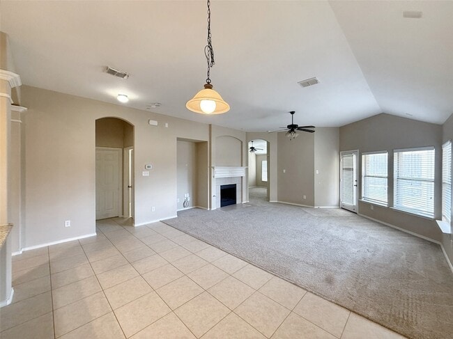 Building Photo - 1713 Lake Way Dr