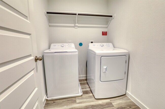 Building Photo - 2818 Lisburn Ter Ln