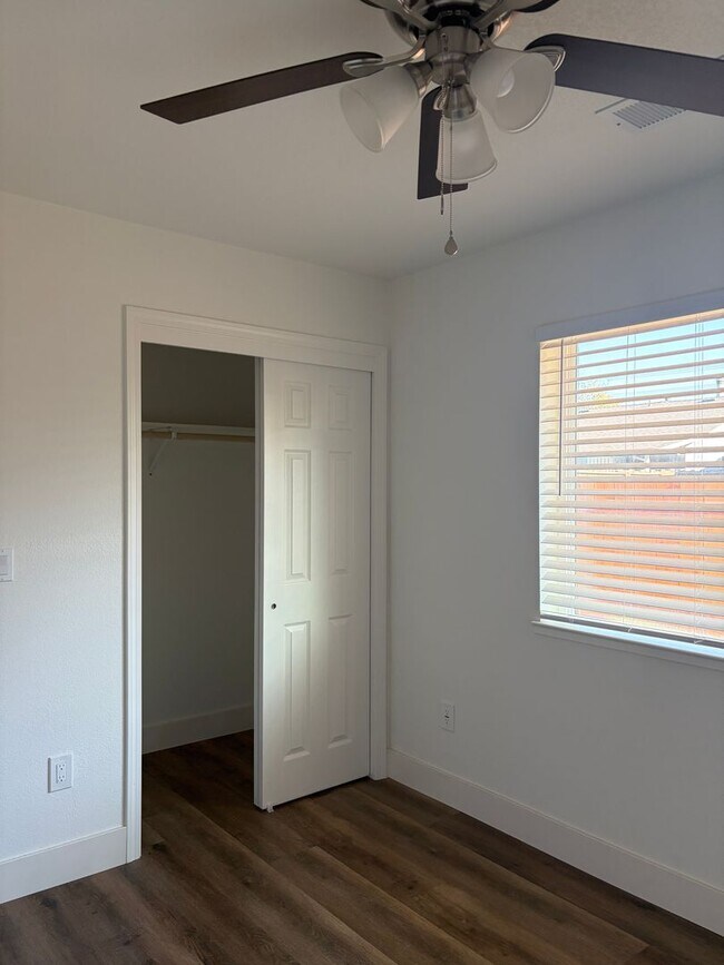 Building Photo - New ADU in Established Turlock Neighborhood