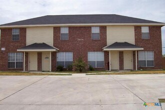 Building Photo - 3804 Gus Dr
