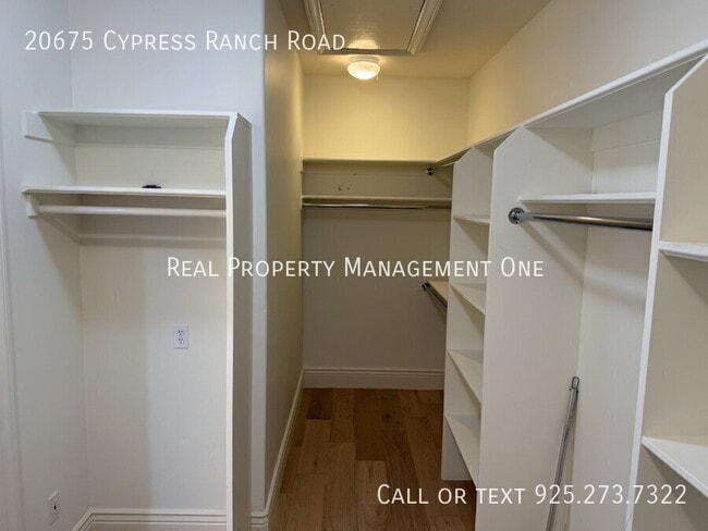 Building Photo - 20675 Cypress Ranch Rd