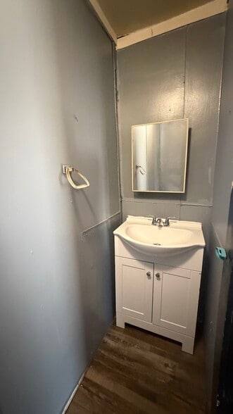 Half Bathroom - 1108 Wyllie Ave