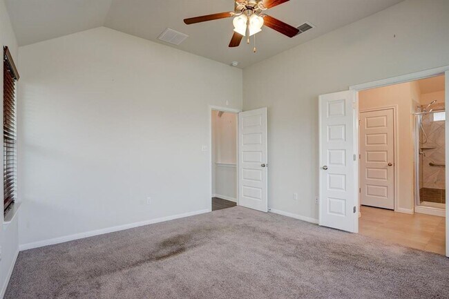 Building Photo - 673 Nautical Lp