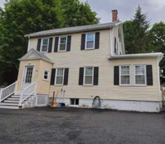 Building Photo - 413 Bedford St