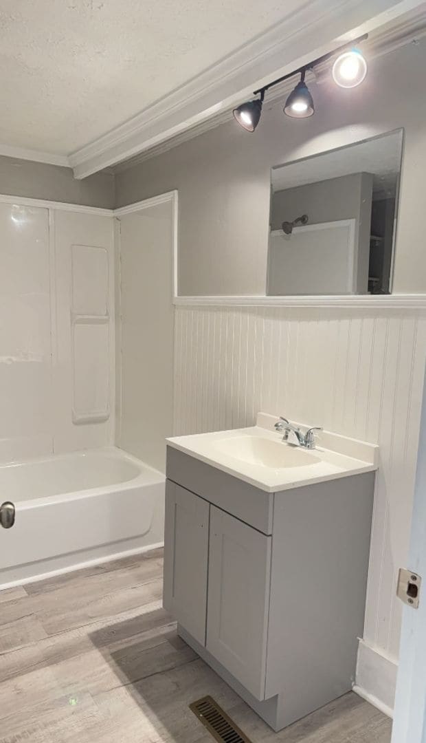 Building Photo - 3 Bed/1 Bath House