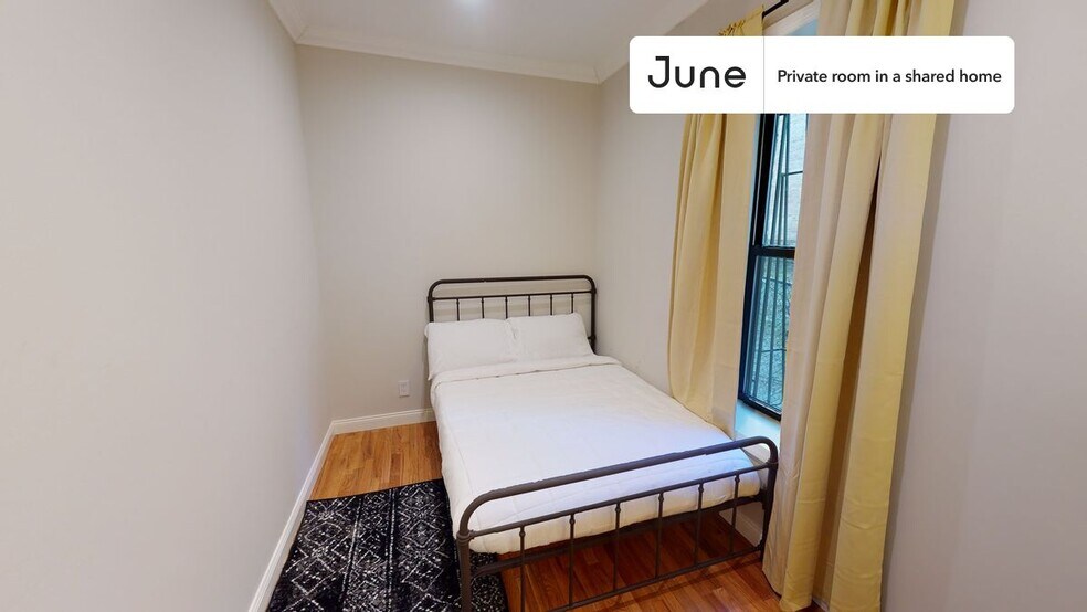 Primary Photo - Room in Shared 3 bed/1 bath home