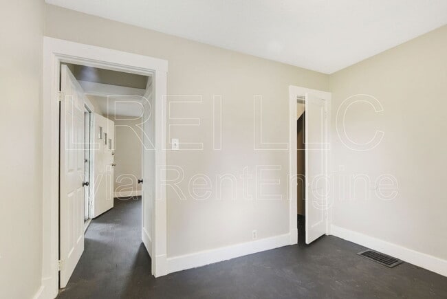 Building Photo - 1810 Fust Ave