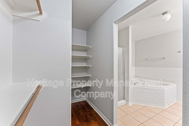 Building Photo - 10926 Acorn Canyon