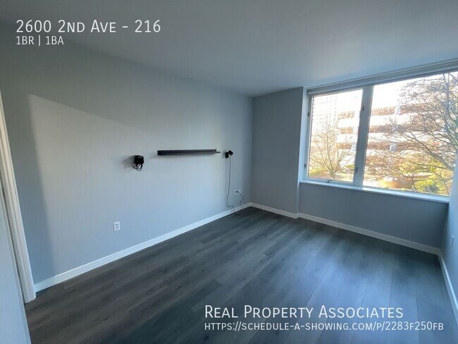 Building Photo - 2600 2nd Ave