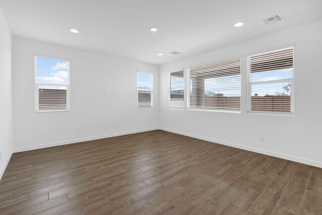 Building Photo - Brand New 4 bed/3 bath in Hawes Crossing C...