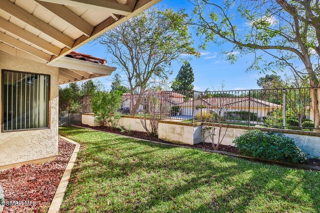 Building Photo - 4082 Avenida Verano