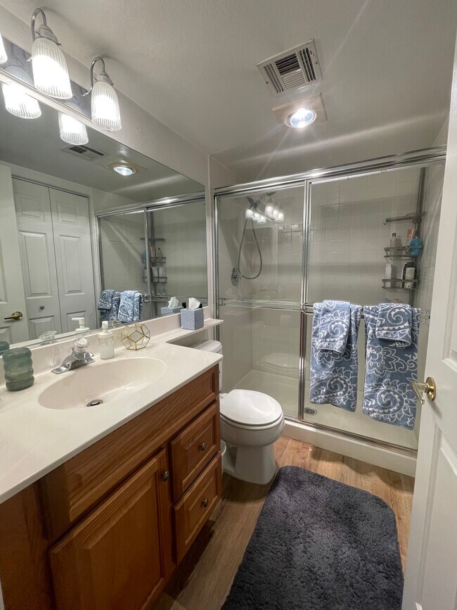 Building Photo - 601 Cabrillo Cir