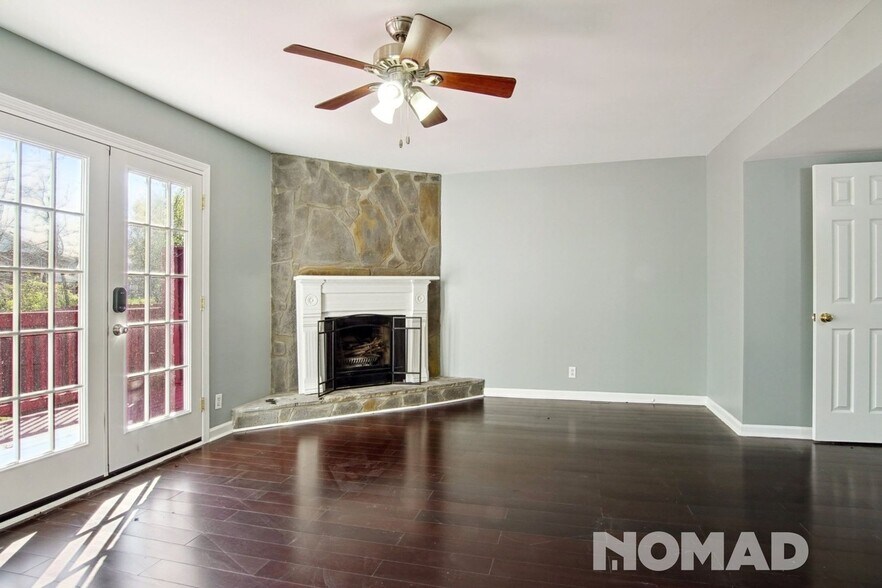 Building Photo - 446 Rural Hill Rd