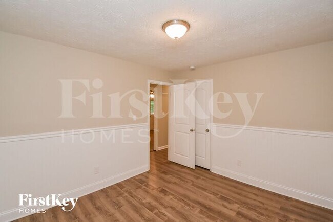 Building Photo - 24 Arbor Way