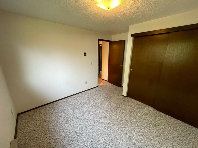 Building Photo - 3801 37th Drive
