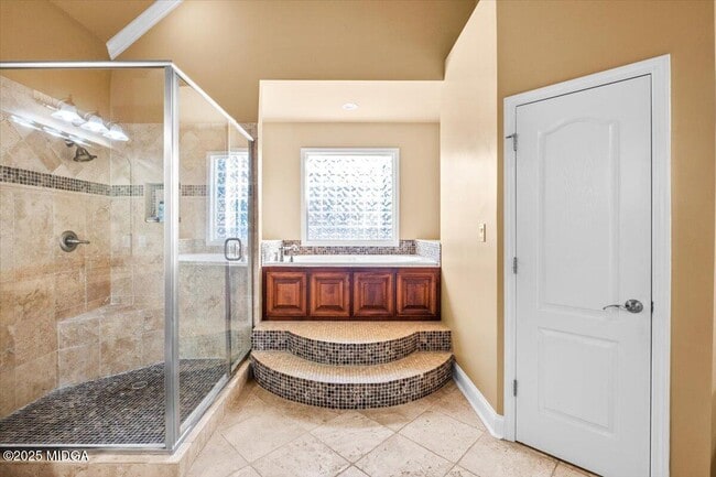 Building Photo - 204 Cashmere Ct