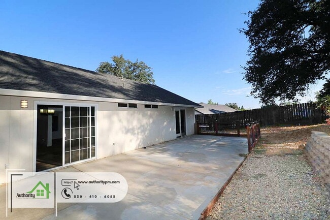 Building Photo - 4561 Moyvane Dr