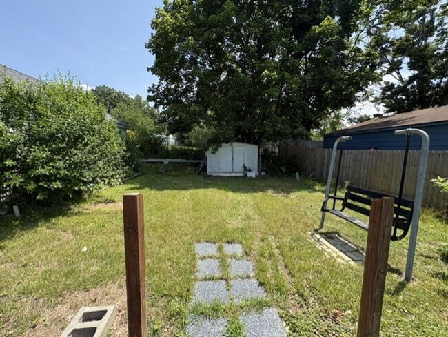 Building Photo - Updated 3-Bedroom Akron Home with Finished Basement & Large Detached Garage