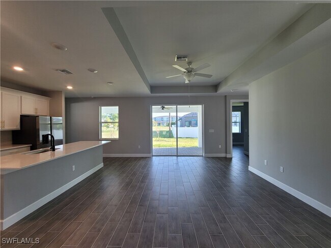 Building Photo - 1807 SW 39th St