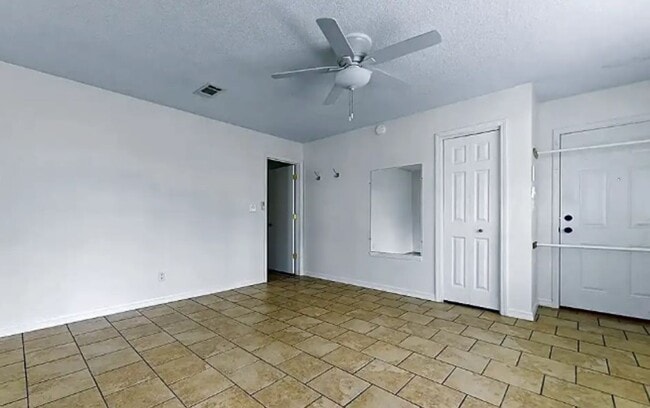 Building Photo - Gulfport 4 Bedroom