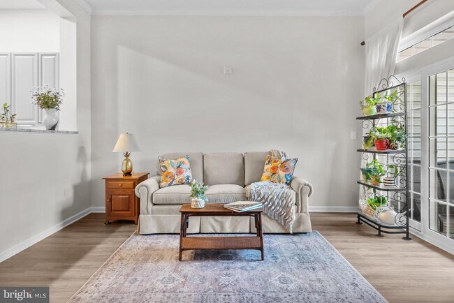 Building Photo - 4951 Brenman Park Dr