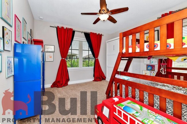 Building Photo - 8233 Canetti St