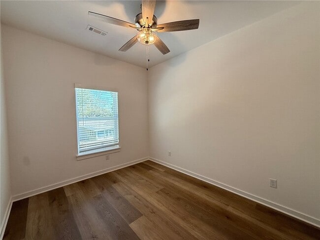 Building Photo - 820 Dockery Ln