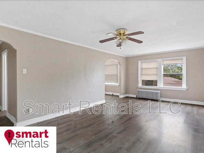 Primary Photo - 807 Clara Ave